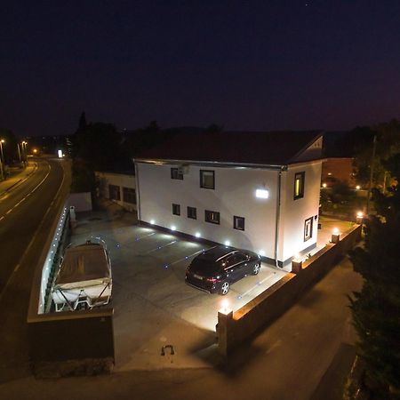 Jeli Apartments Starigrad Paklenica Habitación foto