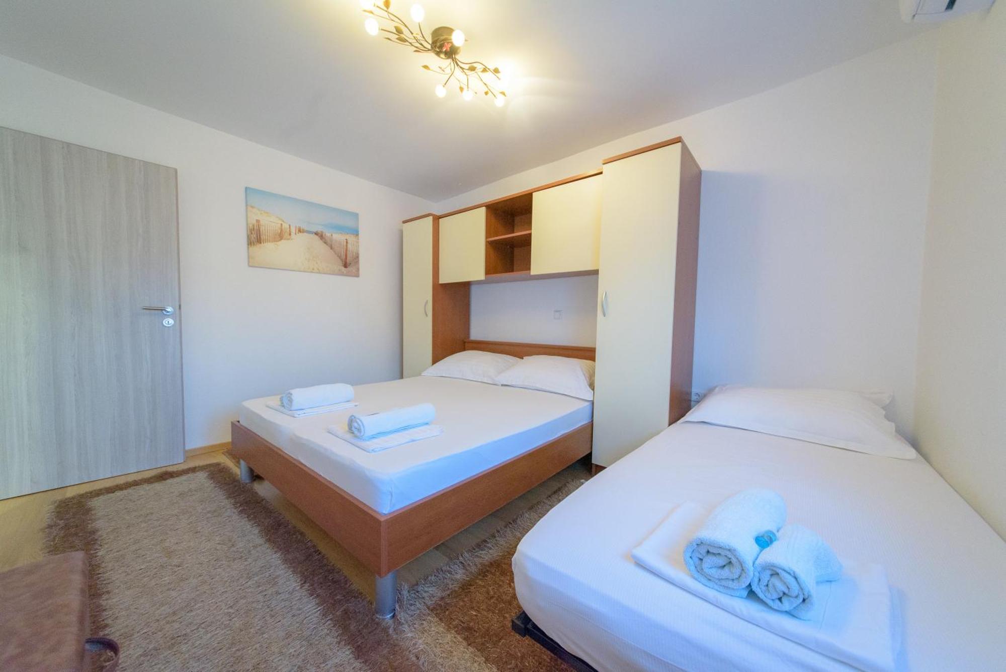 Jeli Apartments Starigrad Paklenica Habitación foto