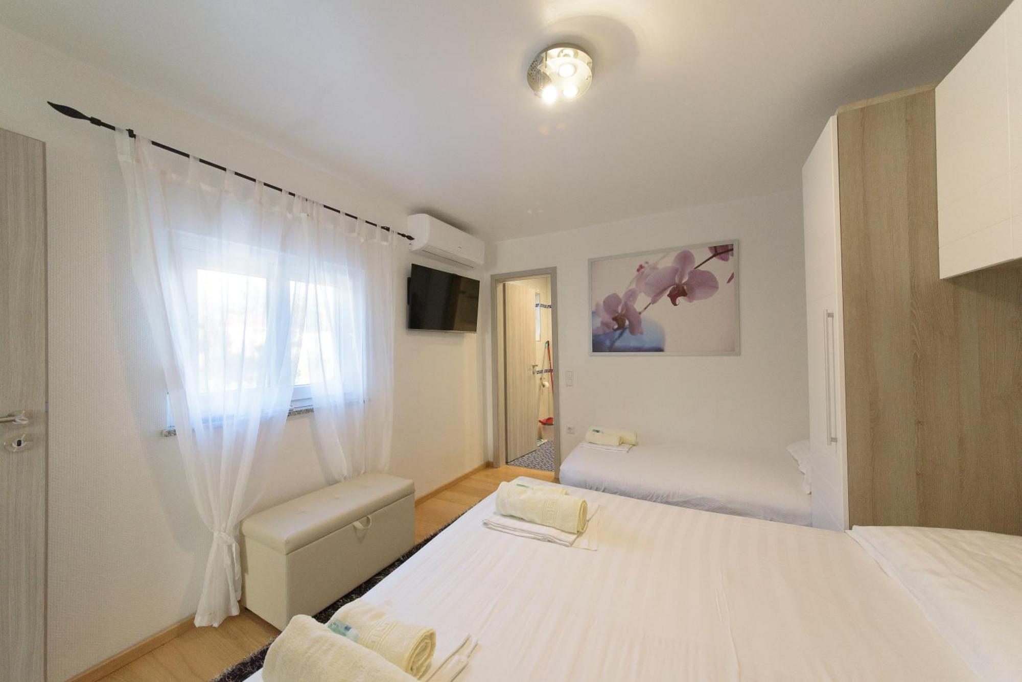 Jeli Apartments Starigrad Paklenica Habitación foto