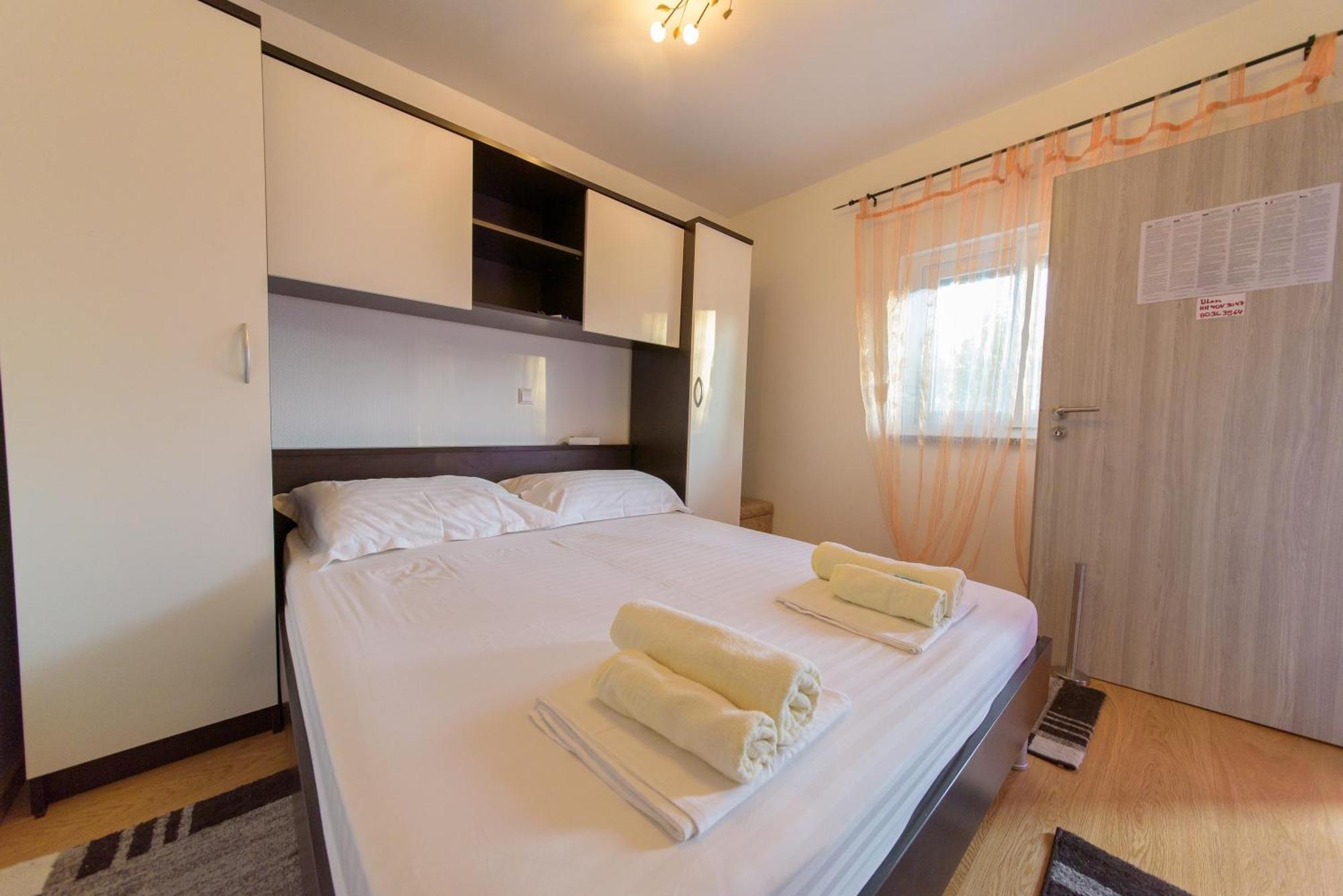 Jeli Apartments Starigrad Paklenica Habitación foto