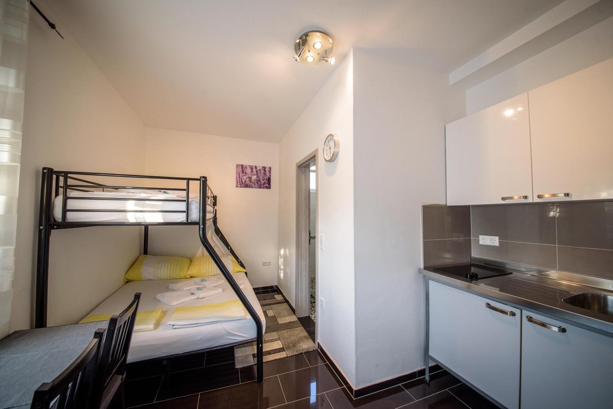 Jeli Apartments Starigrad Paklenica Habitación foto